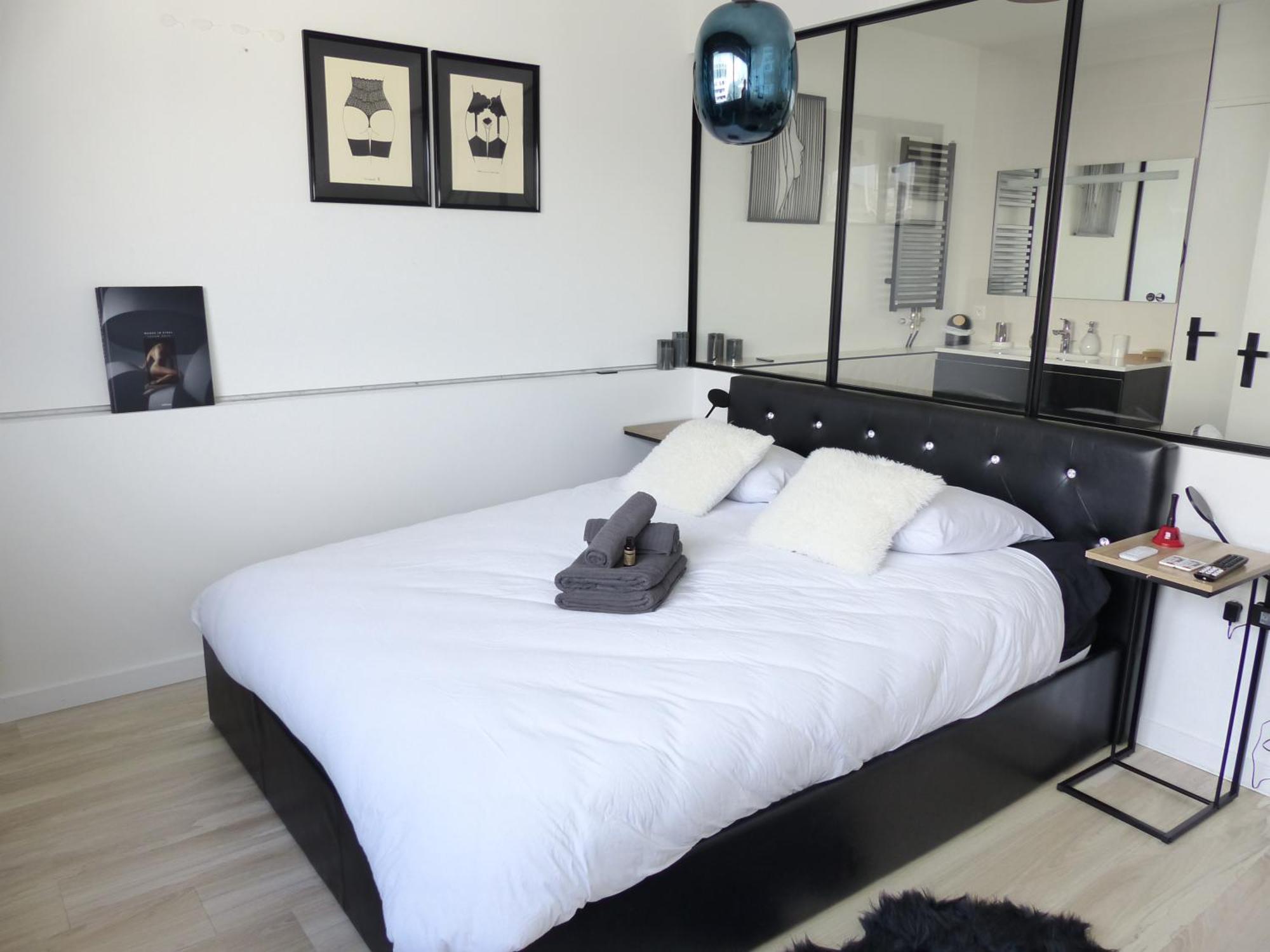 La Cite Des Coeurs Lu Parking Inclus Apartment Nantes Exterior photo